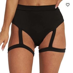 iheartraves black rave bottoms with leg garters